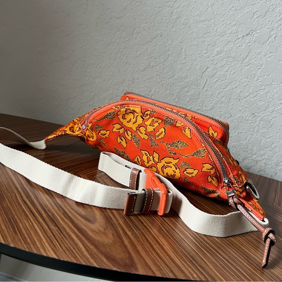 Loewe Paula's Ibiza Canvas Waist Bag - Picture 11 of 16